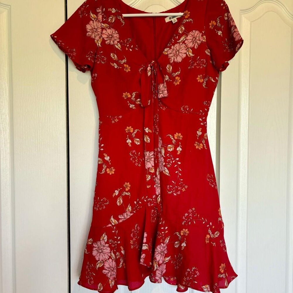 BB Dakota by Steve Madden Red Floral Dress with Front Tie, Size 0